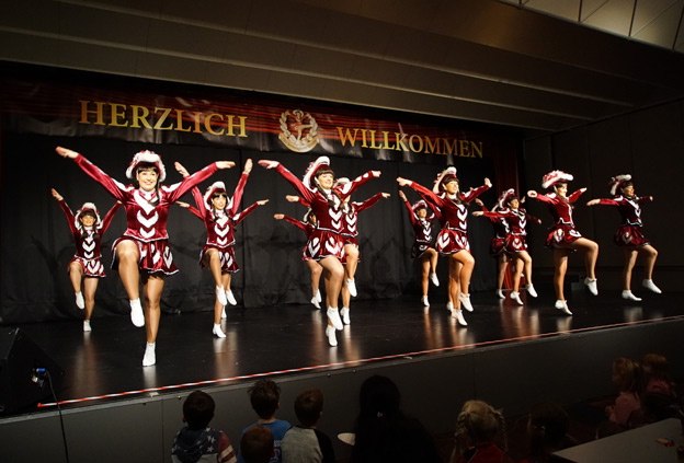 Amazonentanzkorps-04